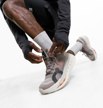On Cloud | Cloudultra Pro Sneakers – Cinder Pearl – Product Image 2
