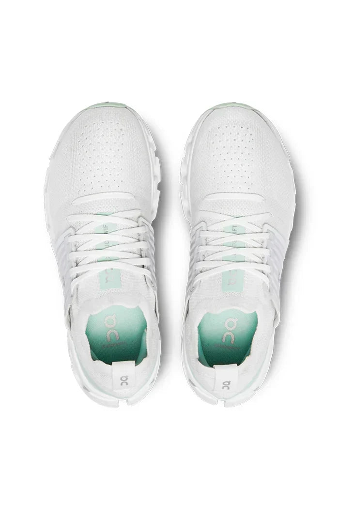 On Cloud | Cloudnova Lightweight Running Sneakers – Product Image 5