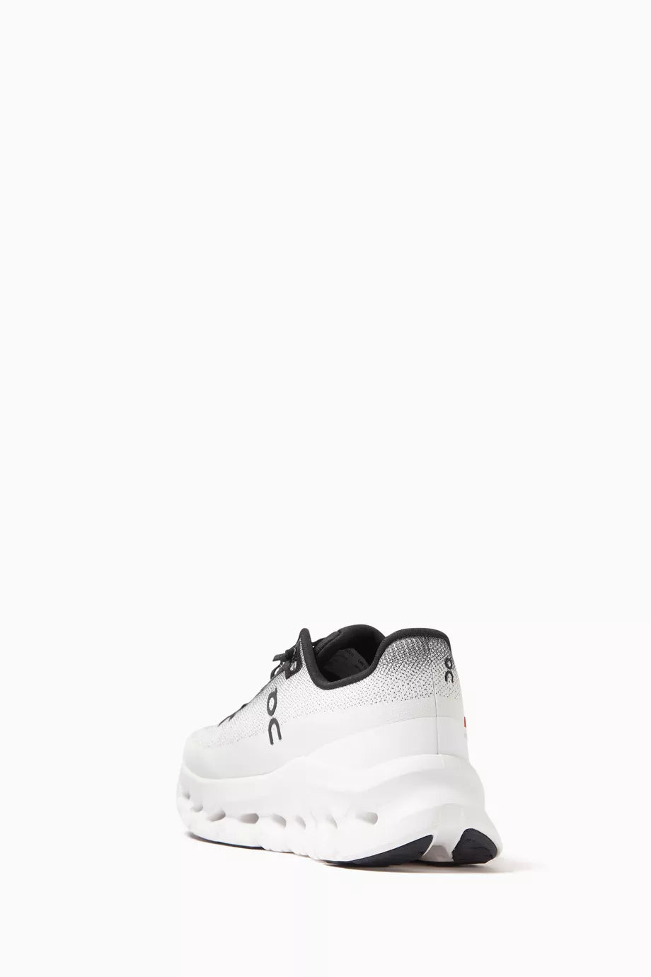 On Cloud | Cloudtilt Low-Top Sneakers – Product Image 3