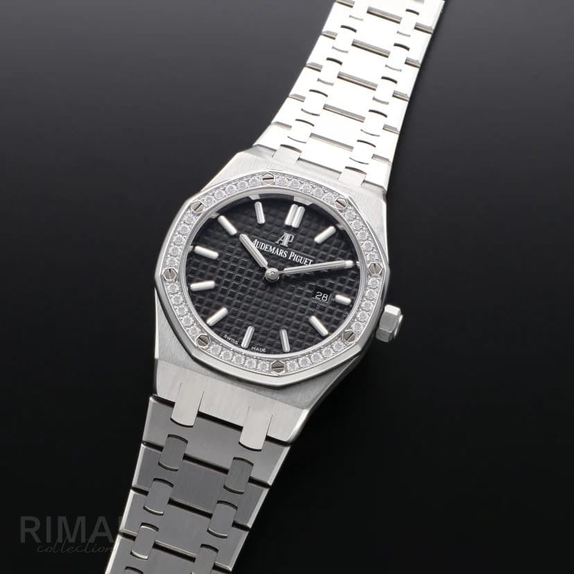 Audemars Piguet Royal Oak – Black & Silver - View 5