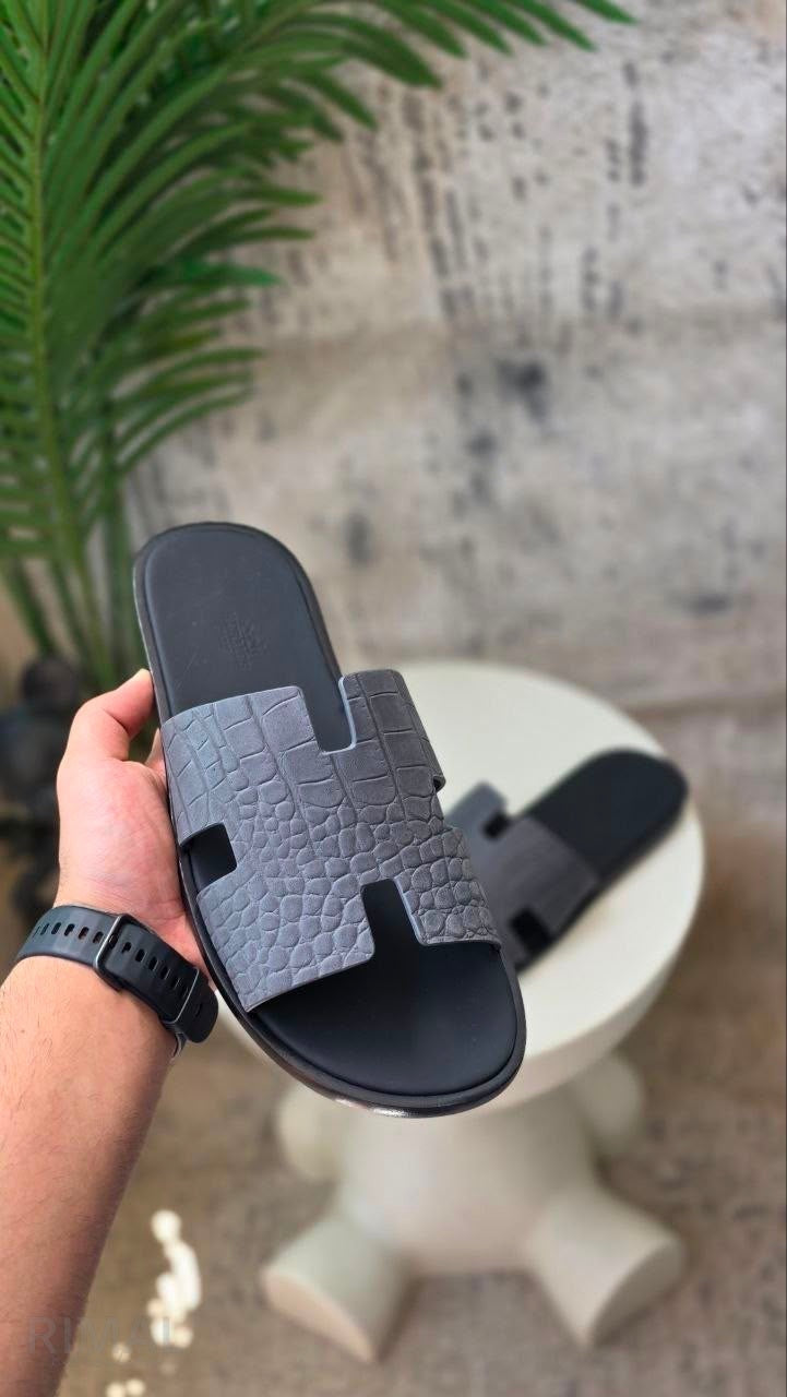 Hermès Izmir Sandals – Gris Carbone - View 5