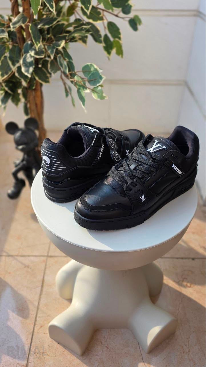 Louis Vuitton LV Trainer Black Sneakers - View 5
