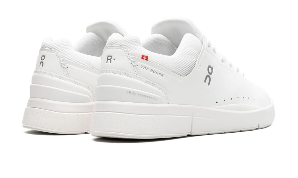 On Cloud | Roger Advantage Sneakers – All White – Product Image 7