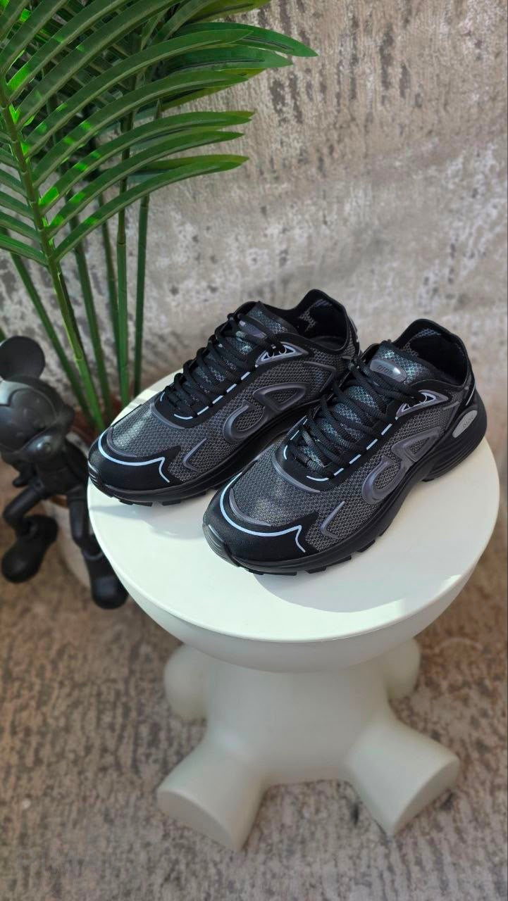 Dior | B30 Countdown Nylon Tech Black Trainers - View 4