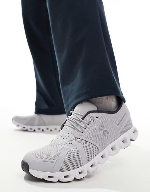 On Cloud | Cloud 5 Sneakers – Glacier White – Product Image 2