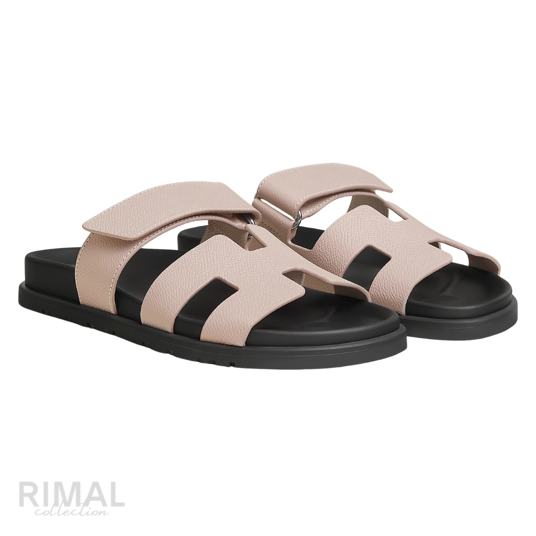 HERMÈS Chypre Sandals Grained Leather Pale Pink Rose Porcelaine Black Sole