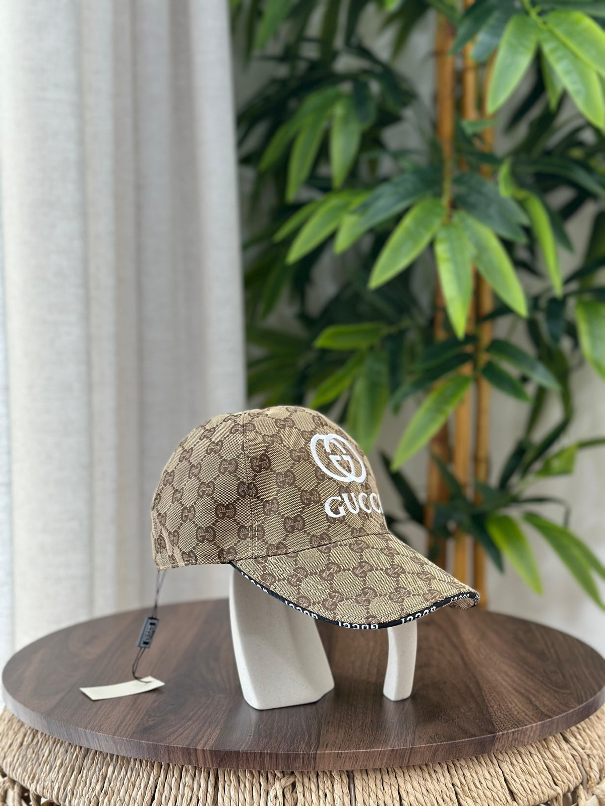 Gucci GG Canvas Baseball Hat with Double G (Black)