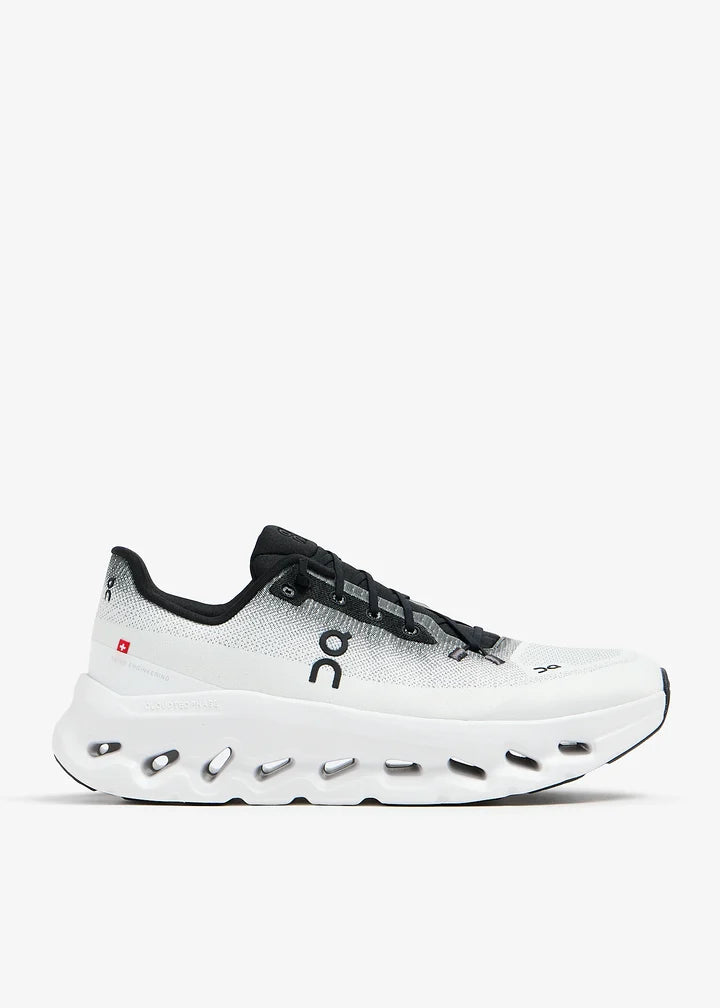 On Cloud | Cloudtilt Low-Top Sneakers – Product Image 1