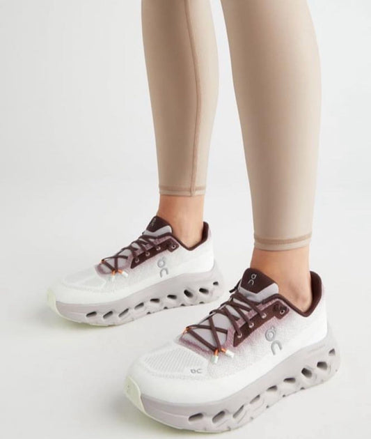 On Cloud | Cloudtilt Sneakers – Quartz Pearl – Product Image 1