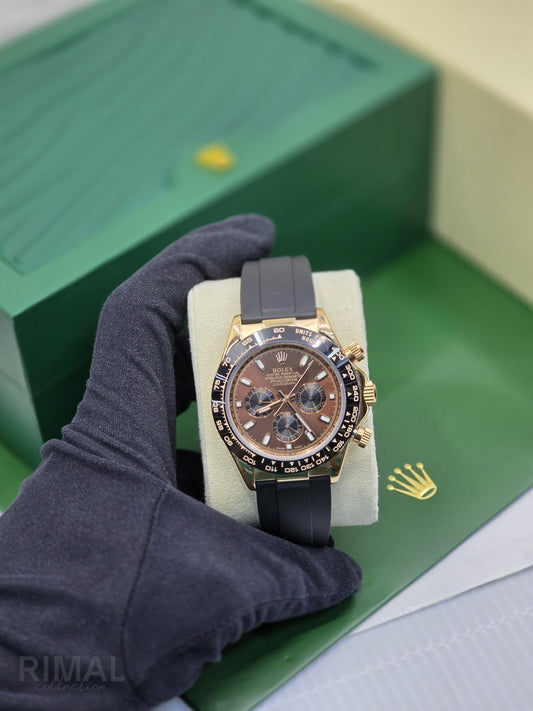 Rolex | Cosmograph Daytona Oysterflex Watch – White / Gold / Black – Product Image 1