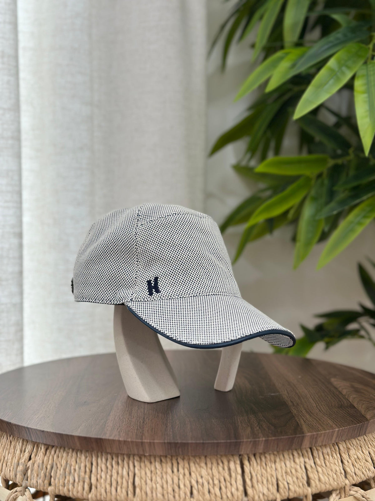 Hermès Miles "H Circle" Cap (Noir/Orange)