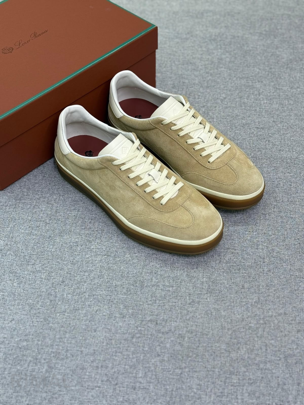 Loro Piana Low-Top Sneakers – Beige - View 3