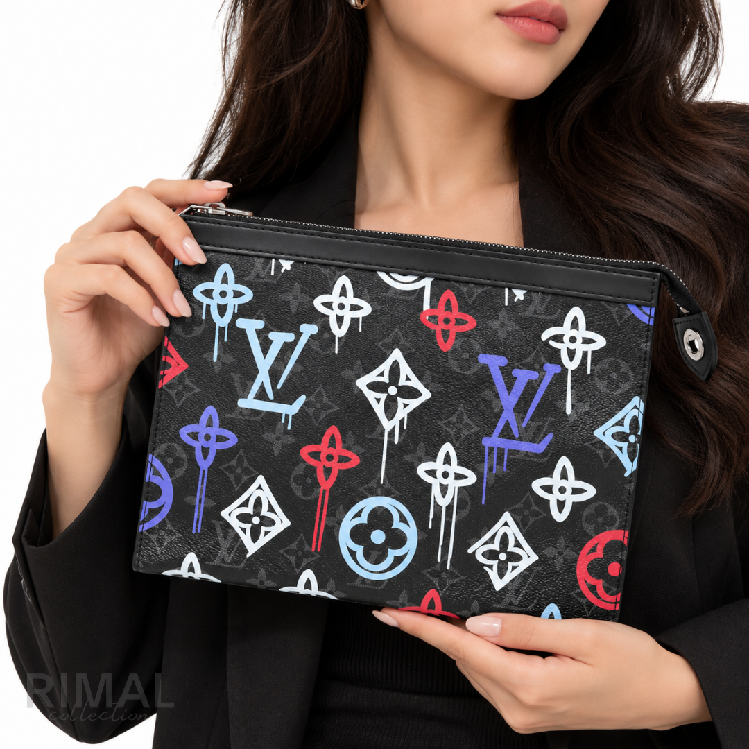 Louis Vuitton – Pochette Voyage Clutch Multicolour Graffati Monogram