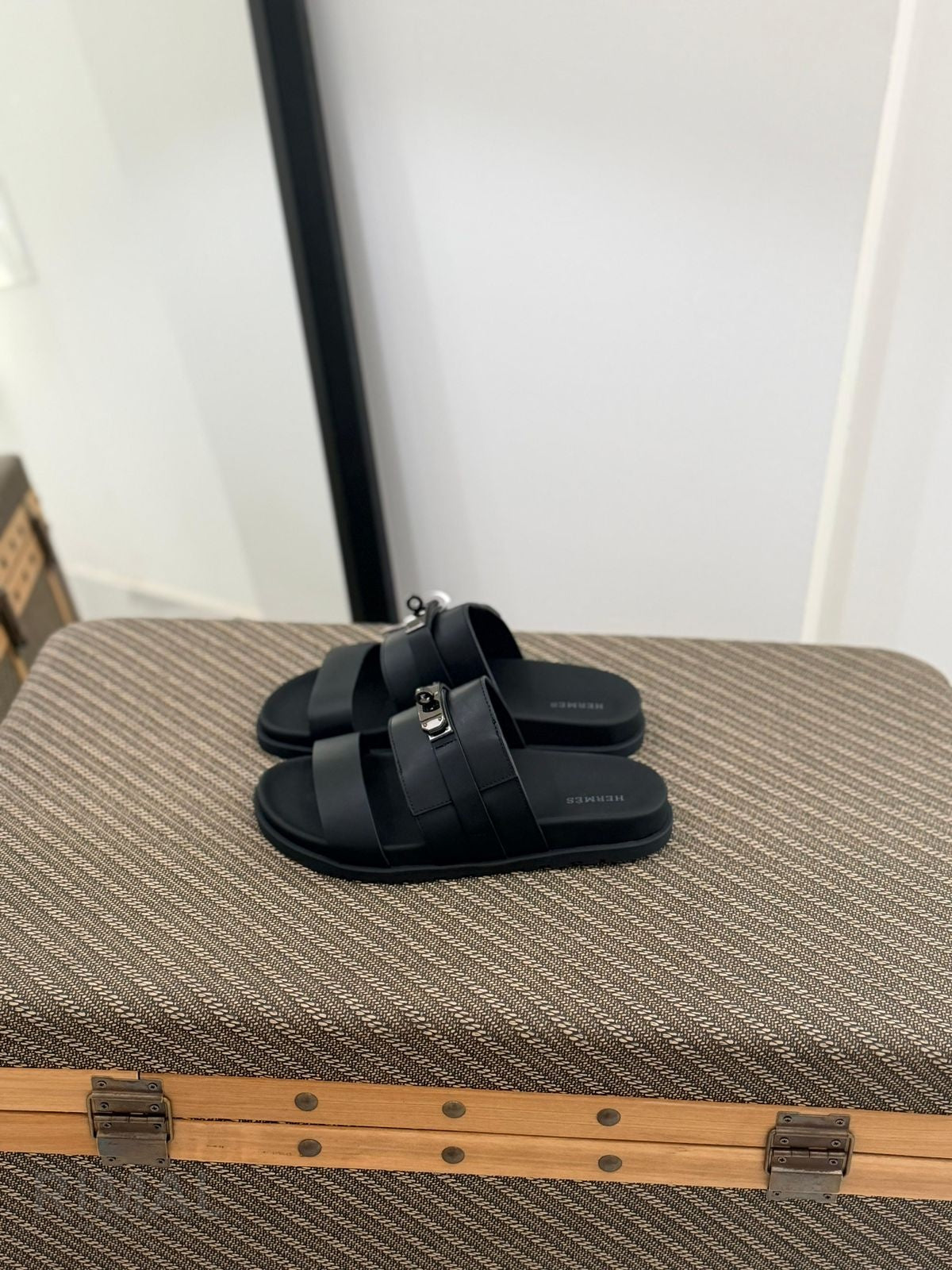 Hermès | Empire Tabac Sandals – Gold / Camel – Product Image 2