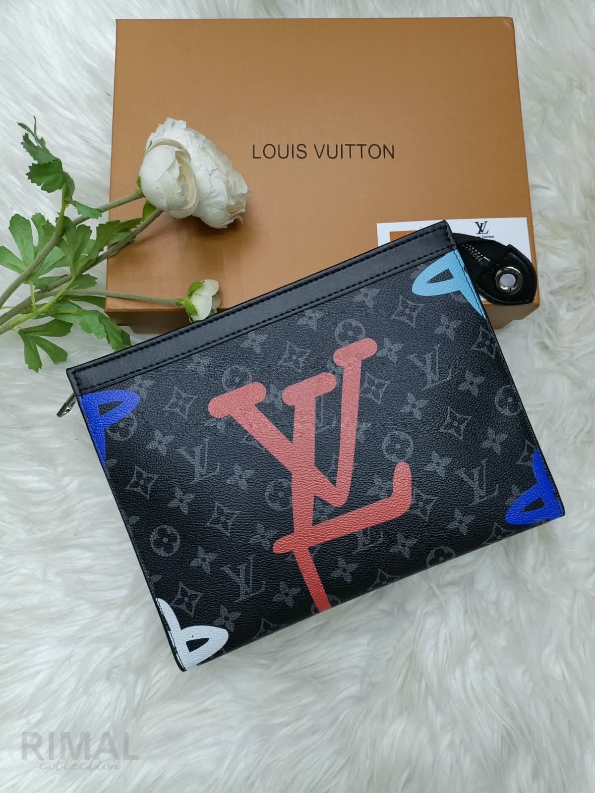 Louis Vuitton – Monogram Eclipse Graffiti Pochette Voyage Multicolour Splash
