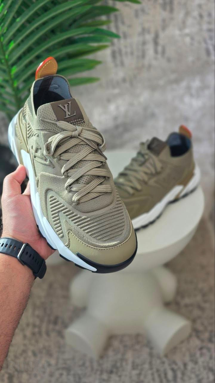 Louis Vuitton LV Runner Tatic Sneakers – Olive - View 5