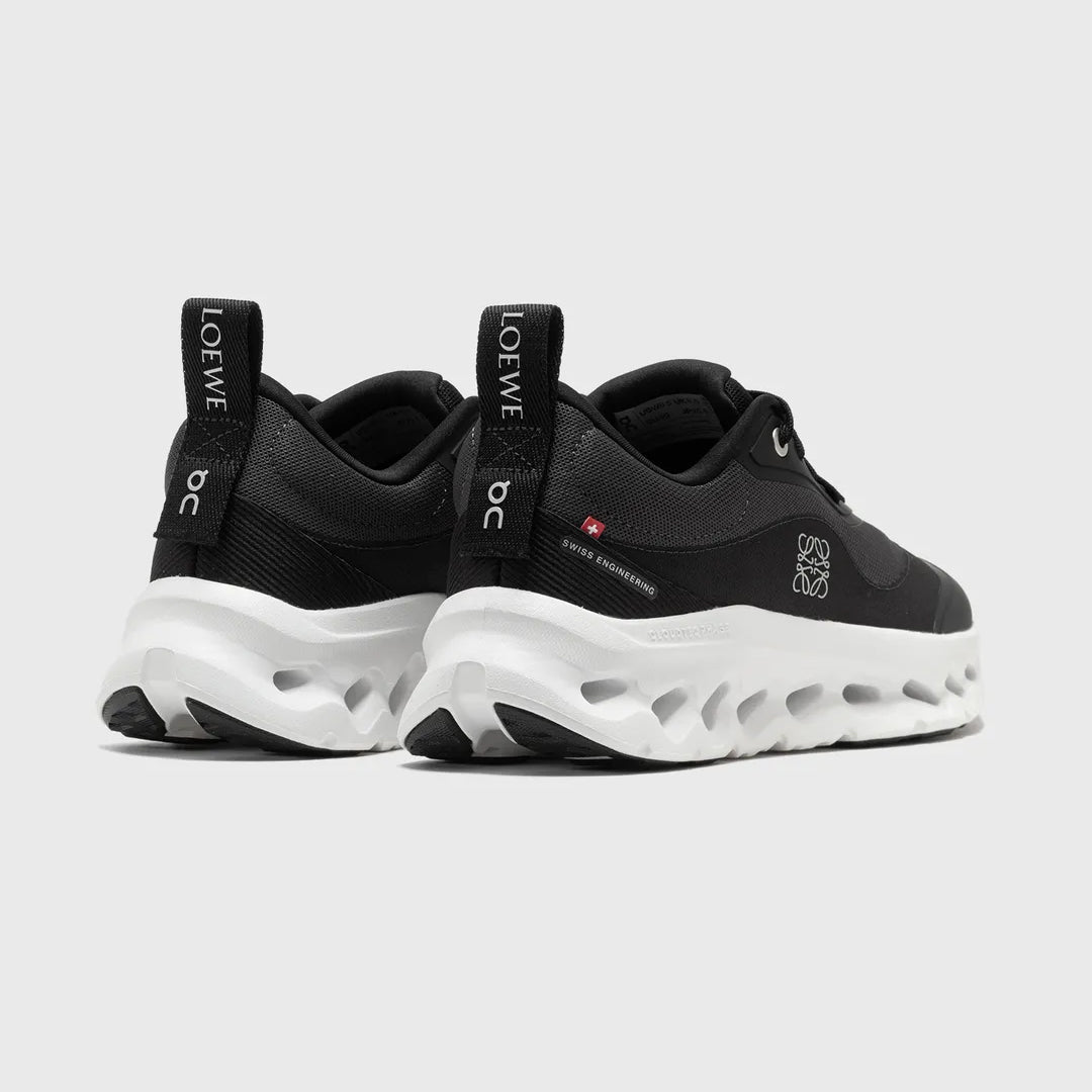 On Cloud | Cloudtilt 2 Loewe Sneakers – Black – Product Image 4