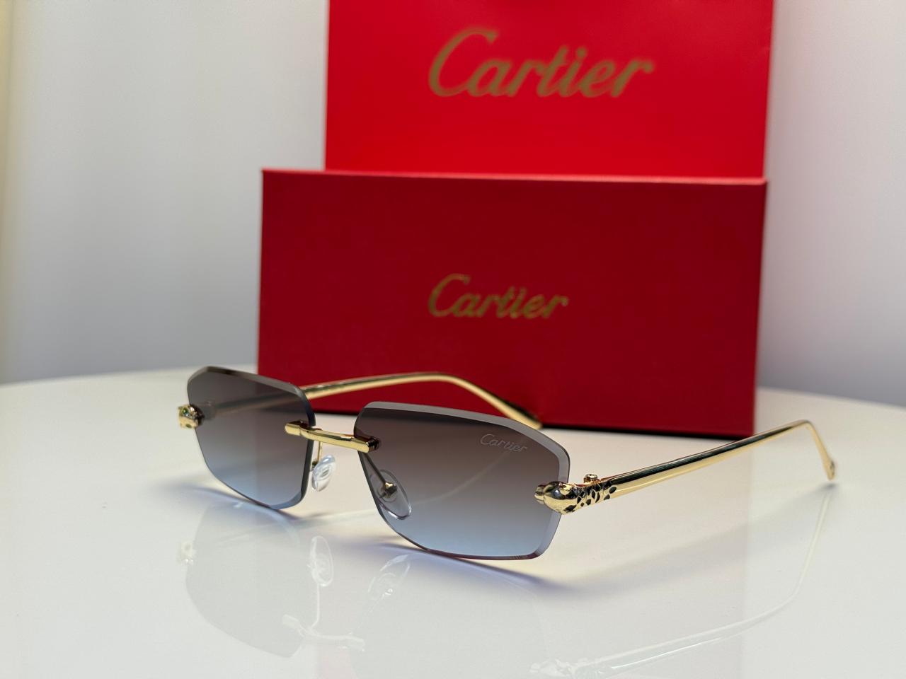 Cartier | Panthère de Cartier Sunglasses – Gold Gradient Purple – Product Image 1