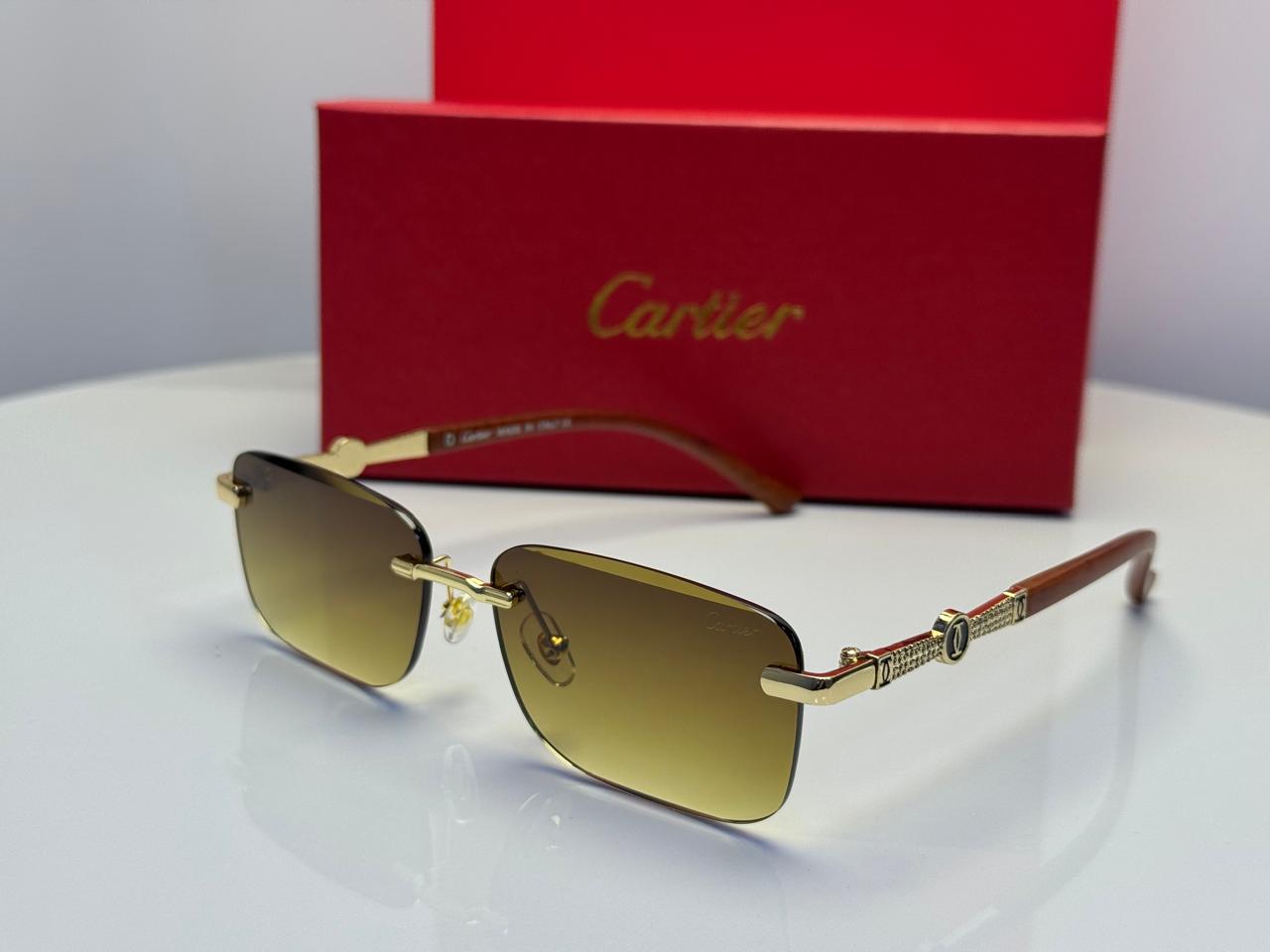 Cartier | Première Eyeglasses – Gold / Black – Product Image 1