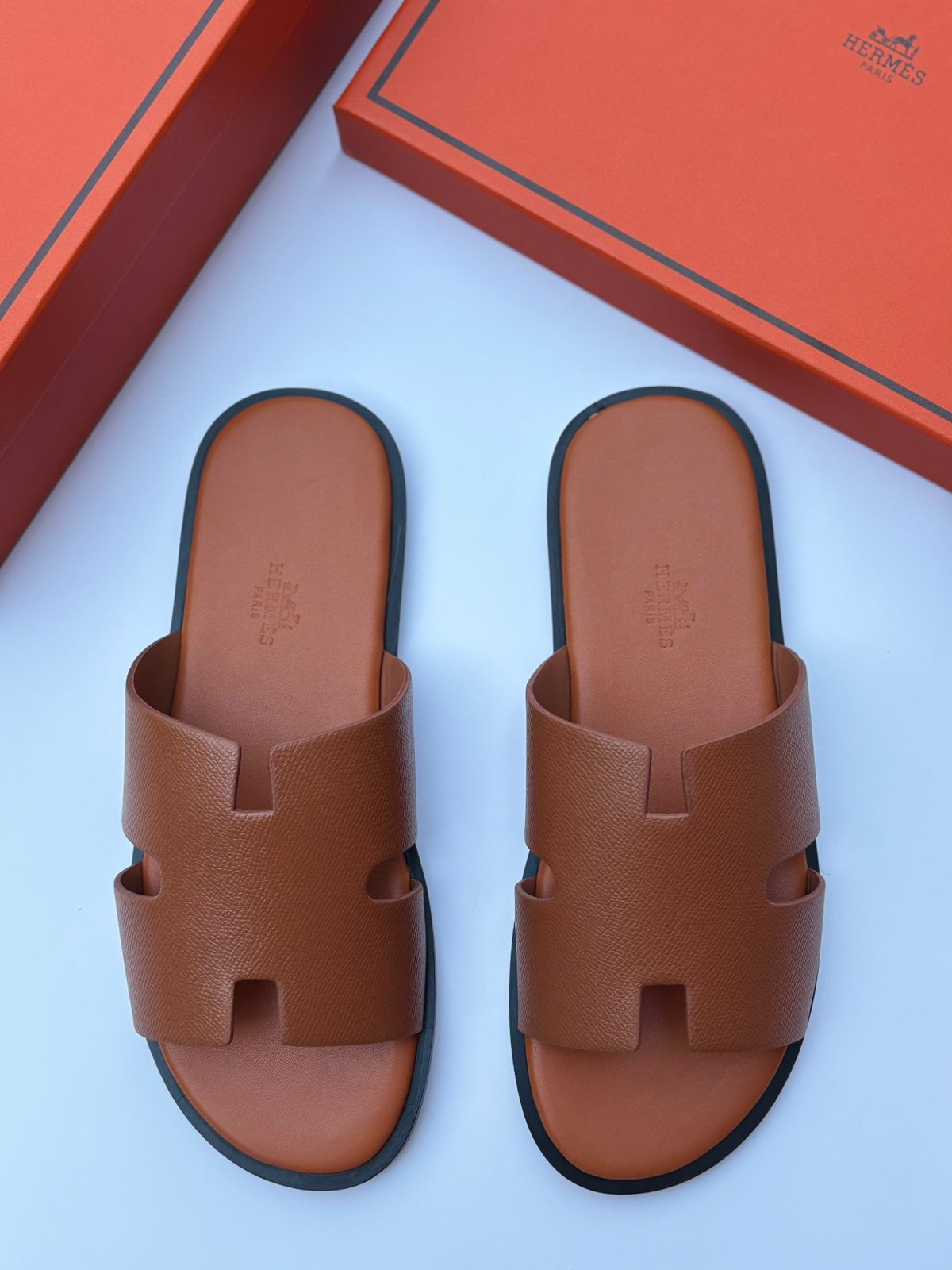 Hermès | Izmir Sandals – Product Image 1
