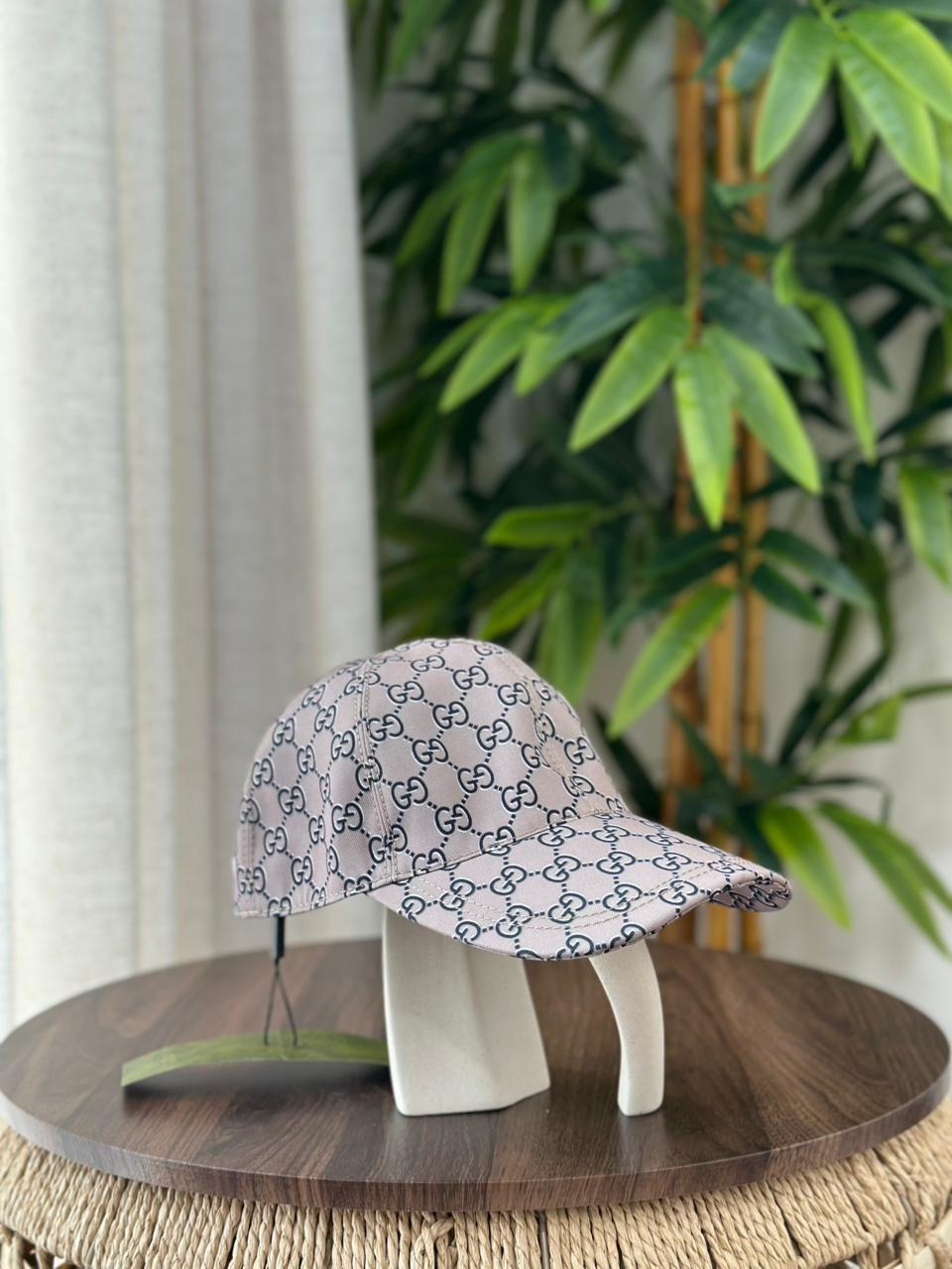 Gucci | Jumbo GG Canvas Baseball Cap – Blue / Black – Product Image 1