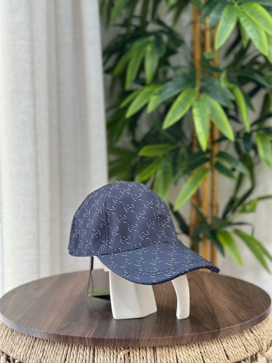 Gucci | Interlocking G Print GG Canvas Baseball Cap – Beige / Ebony – Product Image 1