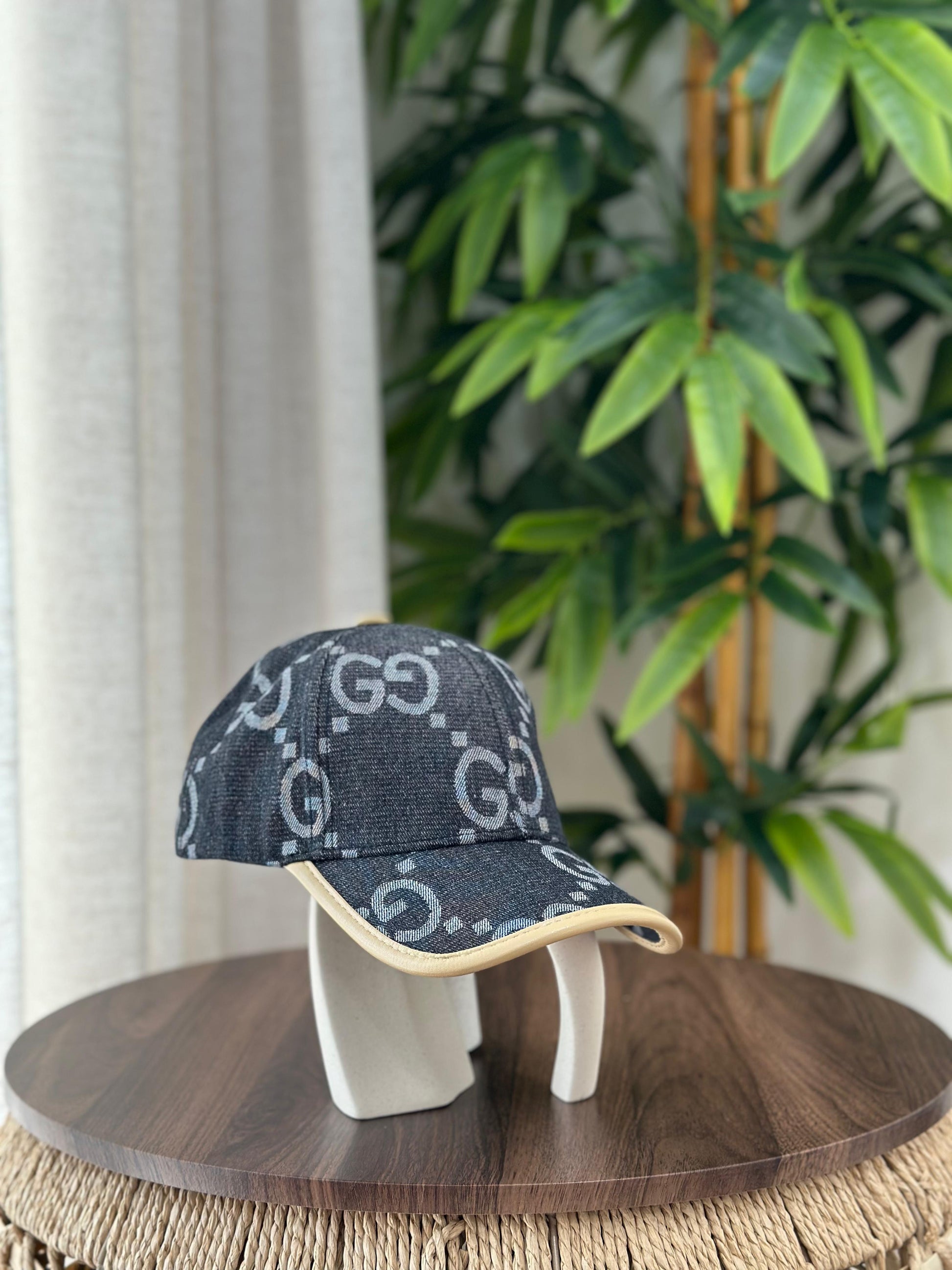Gucci | GG Canvas Web Detail Baseball Cap – Beige / Ebony – Product Image 1