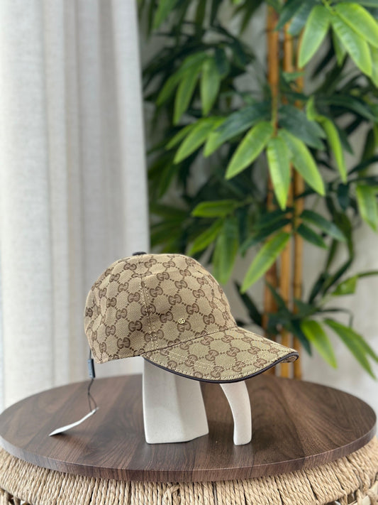 Gucci | GG Canvas Embroidered Logo Baseball Cap – Black – Product Image 1