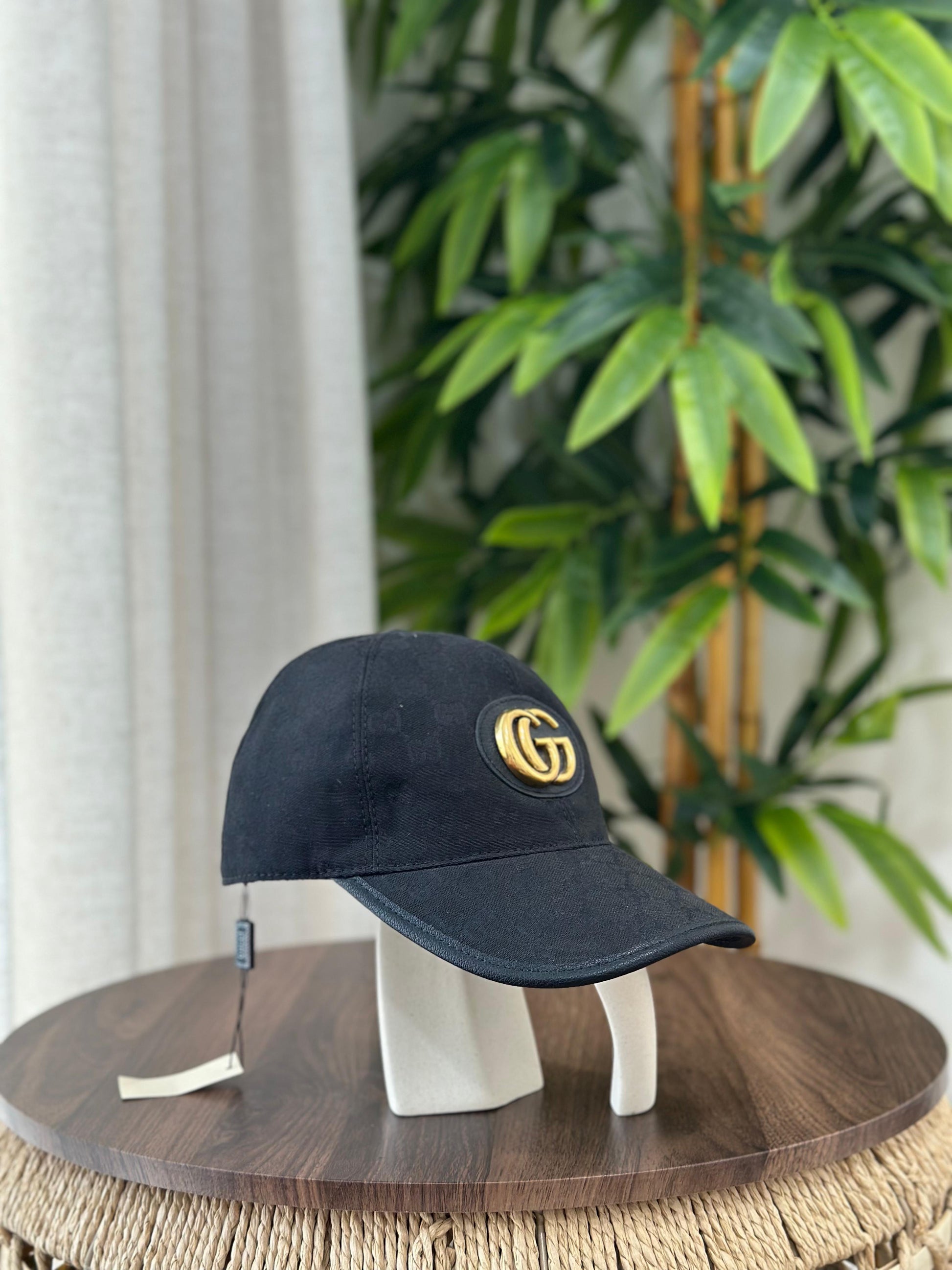 Gucci | Jumbo GG Canvas Baseball Cap – Off White / Grey – Product Image 1