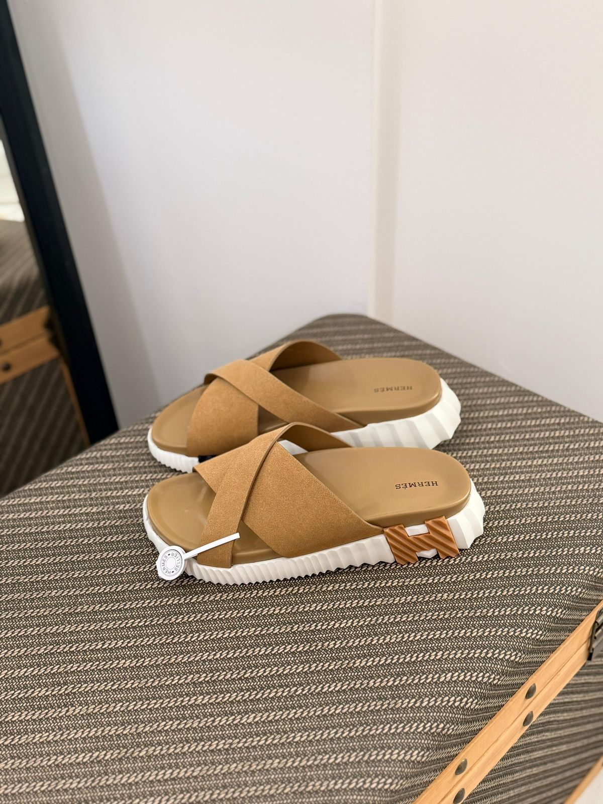 Hermès | Electro Sandals – Gold / White – Product Image 1