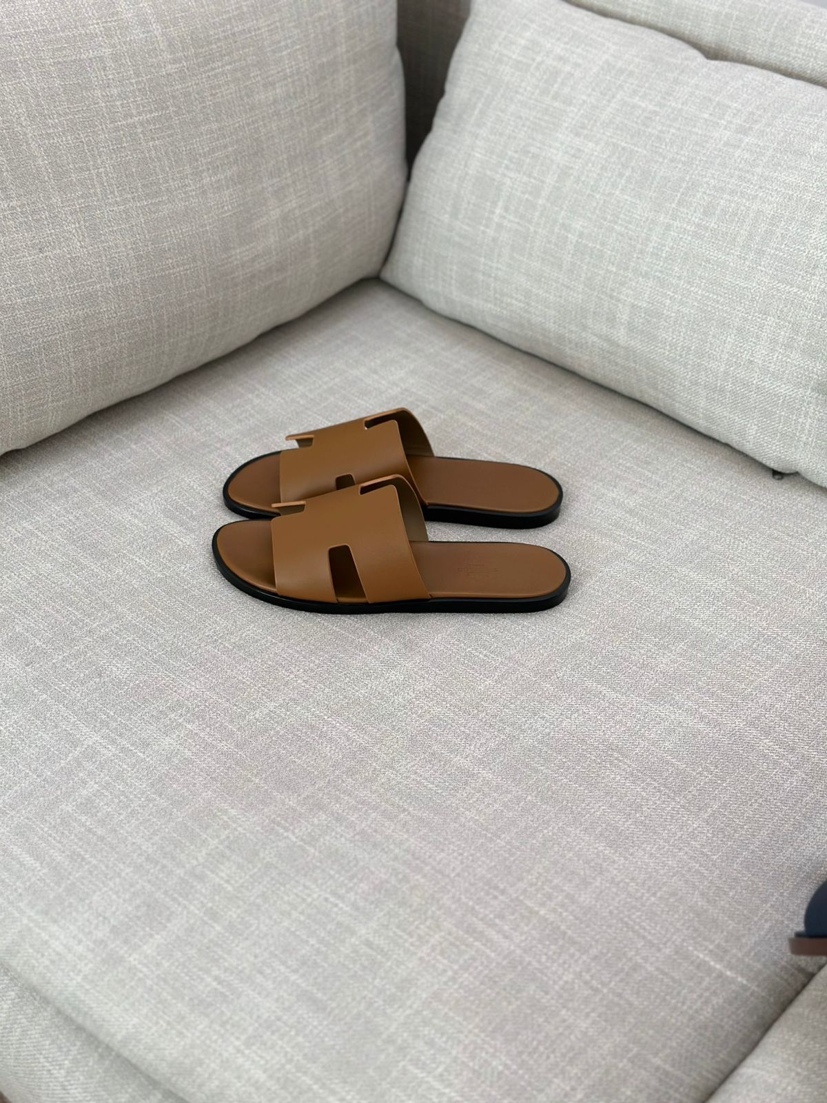 Hermès | Izmir Sandals – Gold / Tan – Product Image 1