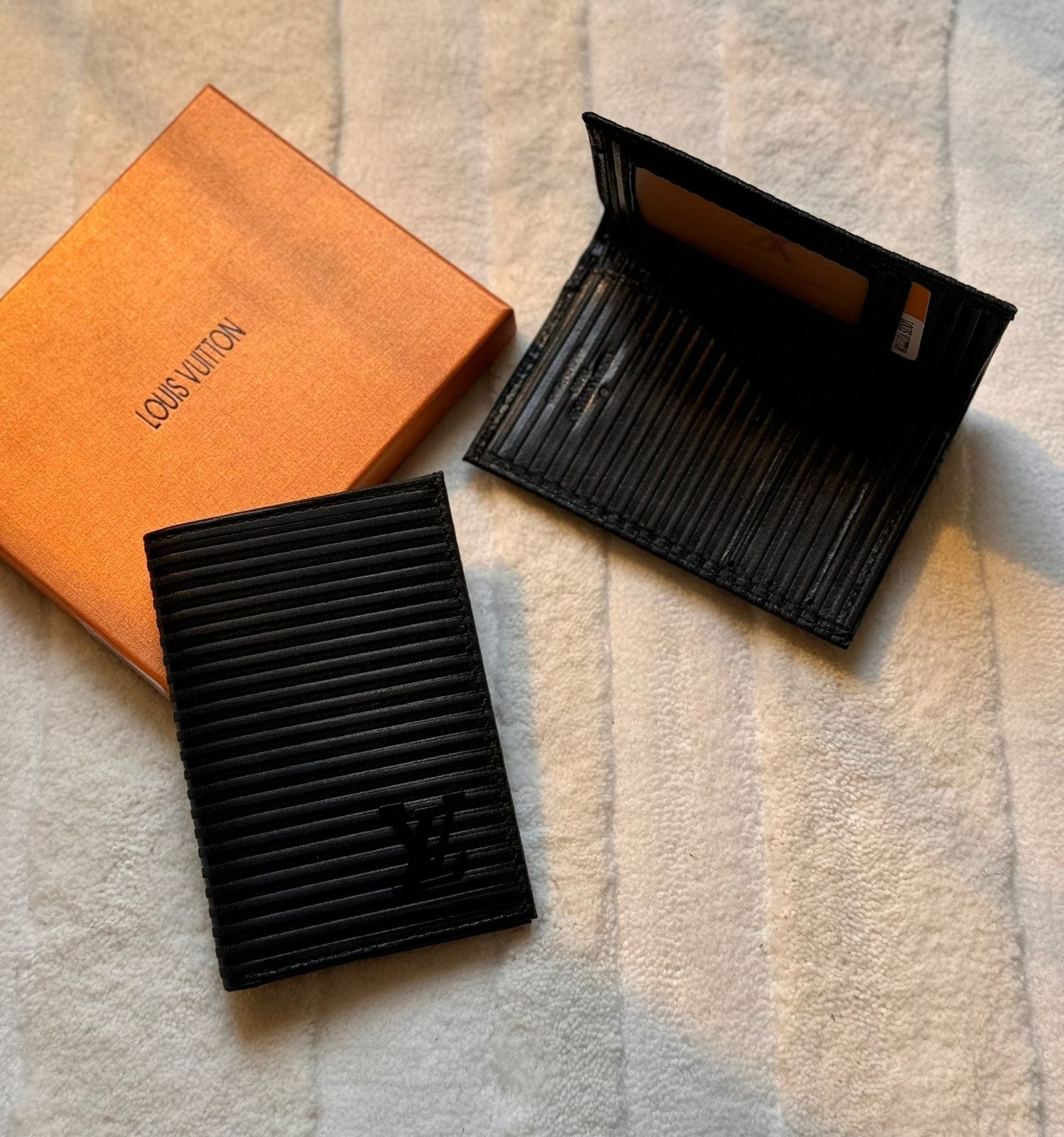 Louis Vuitton | Taiga Leather Pocket Organizer Espresso – Dark Brown – Product Image 1
