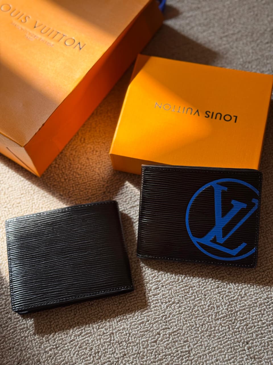 Louis Vuitton | Multiple Epi Damier Graphite Patchwork Wallet – Black / Blue / White – Product Image 1