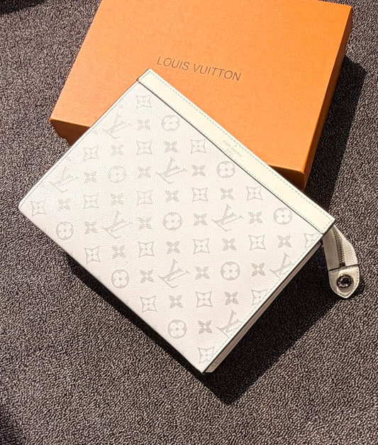 Louis Vuitton | Monogram Camouflage Pouch – Green / Khaki – Product Image 1