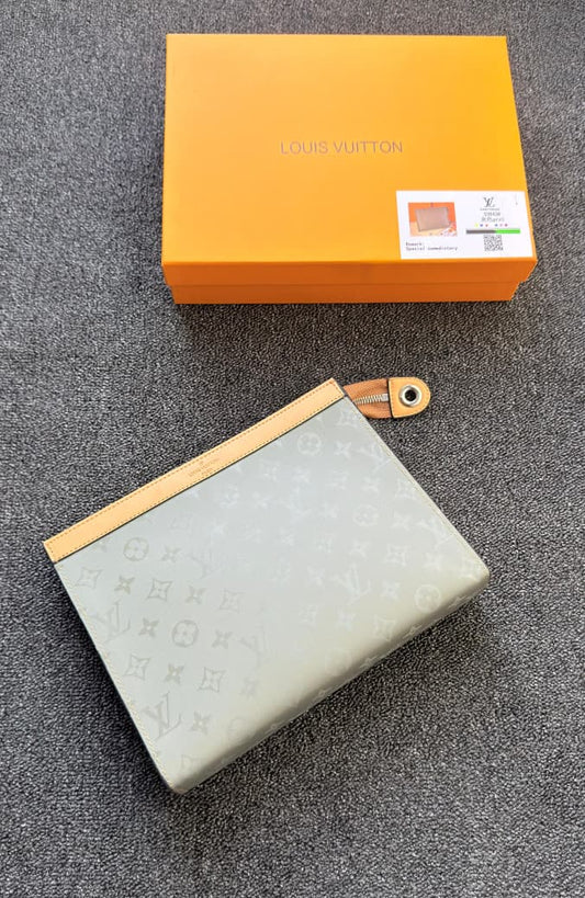 Louis Vuitton | Damier Pouch – Ebene / Brown – Product Image 1