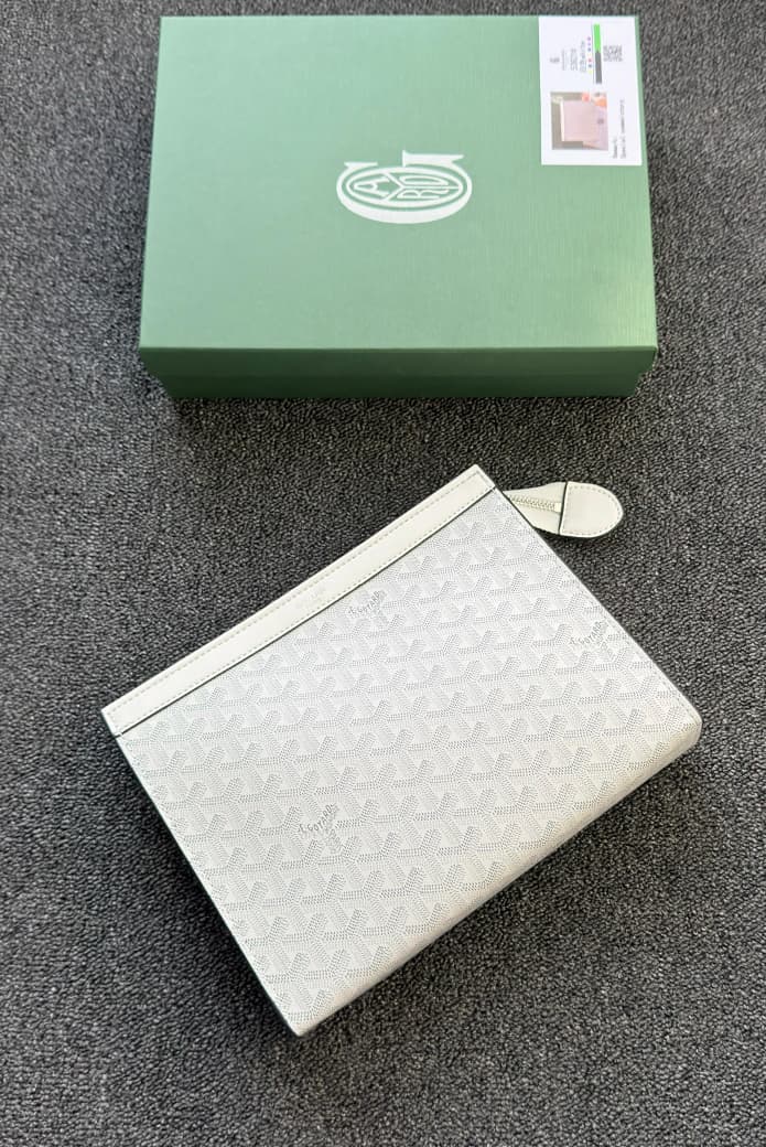 Goyard | Pouch – Product Image 1