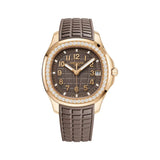 ساعة Patek Philippe Aquanaut من الذهب بمينا بني رمادي داكن