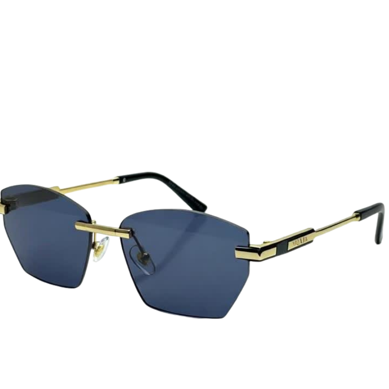 Gucci — Minimal Black Square Sunglasses