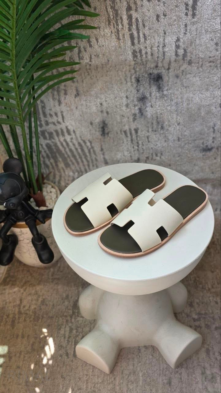 Hermès Izmir Sandals – Beige Glaise - View 5