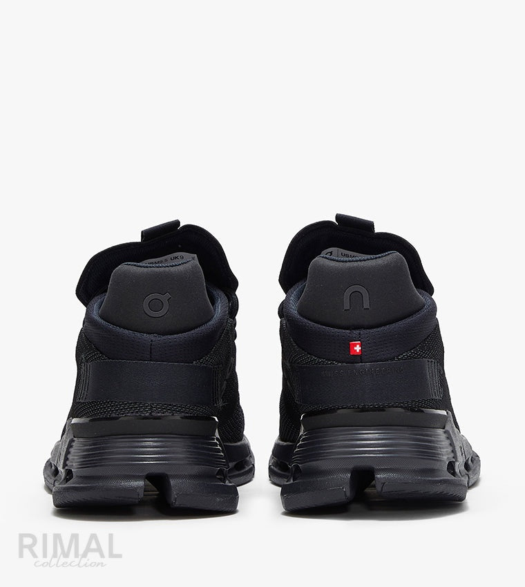 On Cloud | Cloudnova Sneakers – Product Image 5
