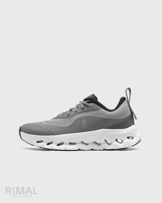 On Cloud | أحذية رياضية x Cloudtilt – رمادي