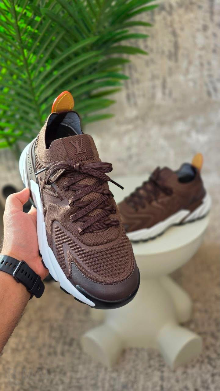 Louis Vuitton LV Runner Tatic Sneakers – Brown & White - View 5