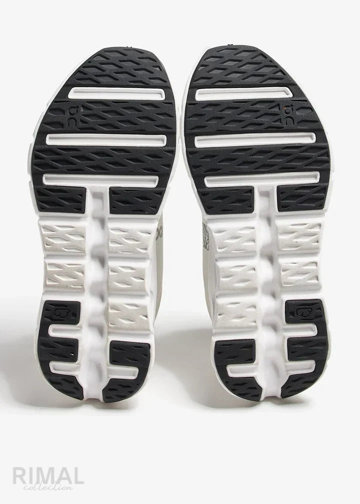 On Cloud | Cloudtilt 2 Loewe Sneakers – Sand / White – Product Image 4