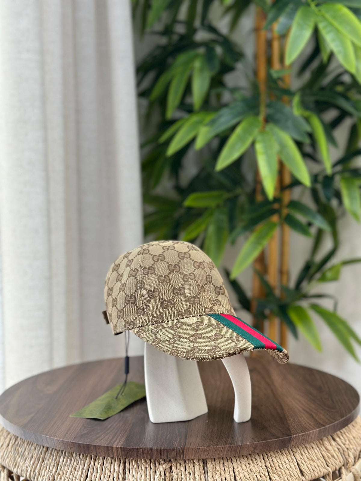 Gucci | GG Canvas Script Logo Baseball Cap – Beige / Blue – Product Image 1