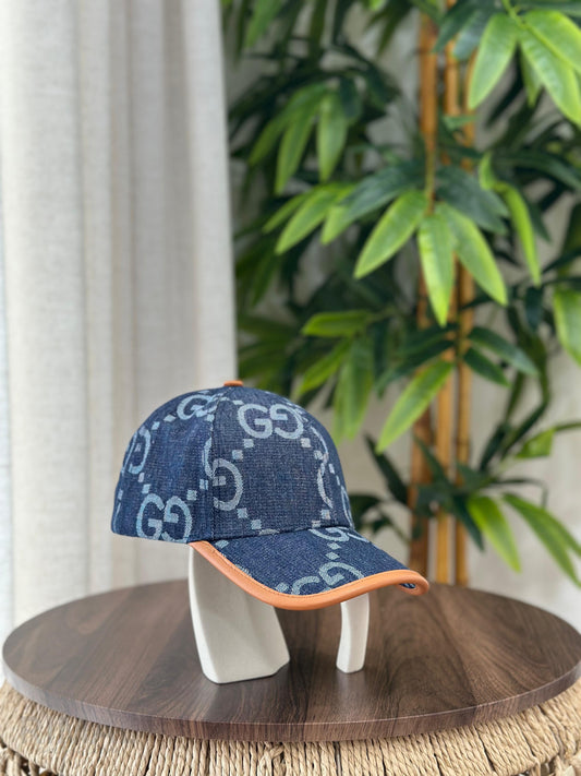 Gucci | GG Canvas Logo Patch Baseball Cap – Beige / Ebony – Product Image 1