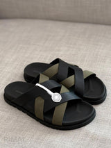Hermès | Eric Sandals – Gold / Noir