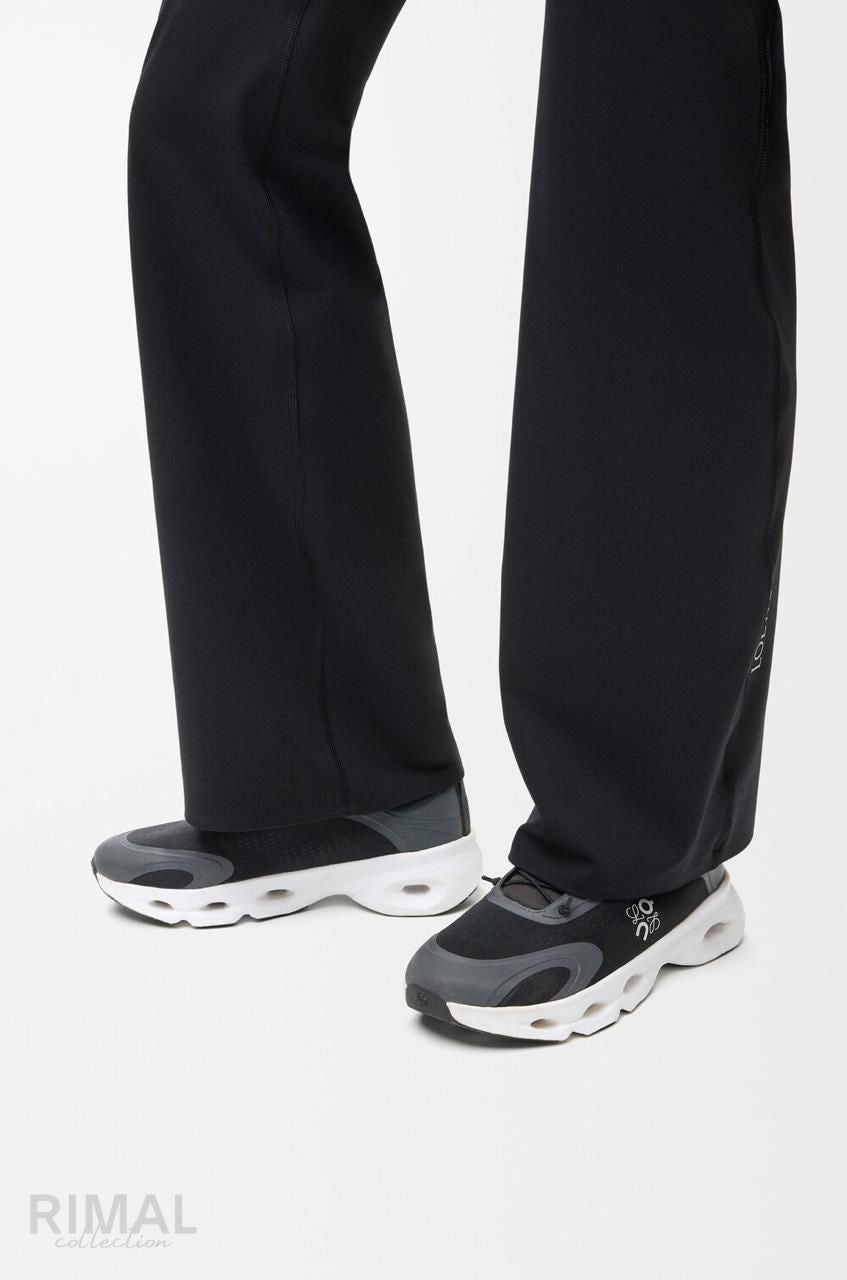 On Cloud | Cloudsolo Loewe Sneakers – Black – Product Image 2