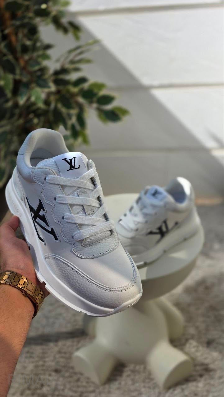 Louis Vuitton LV Classic Leather Sneaker – White - View 5