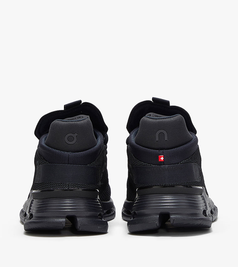 On Cloud | Cloudnova Sneakers – Product Image 5